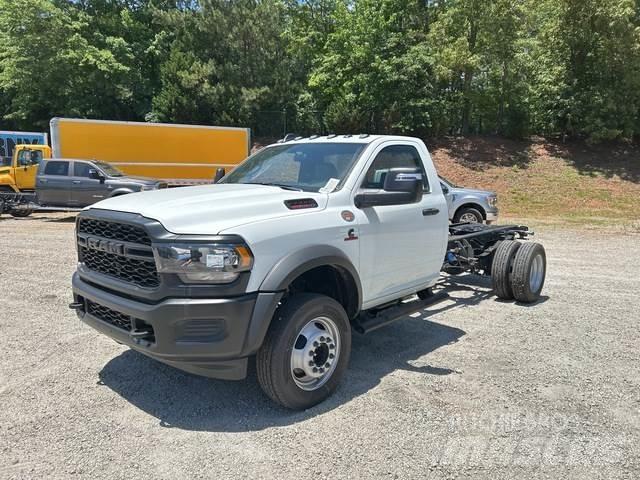 RAM 5500 Cabins and interior