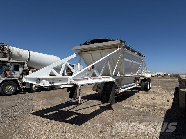 Ranco  Dump Trailers