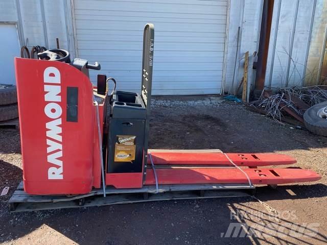 Raymond 19 Pallet Truck