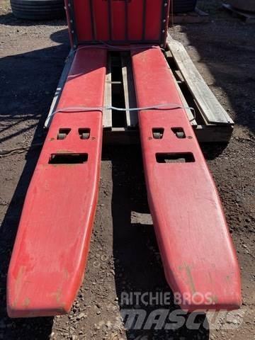 Raymond 19 Pallet Truck
