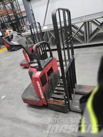 Raymond 8410 Pallet Truck