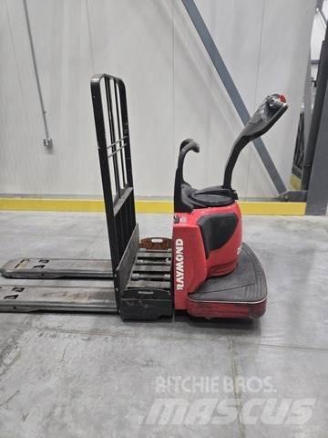 Raymond 8410 Pallet Truck