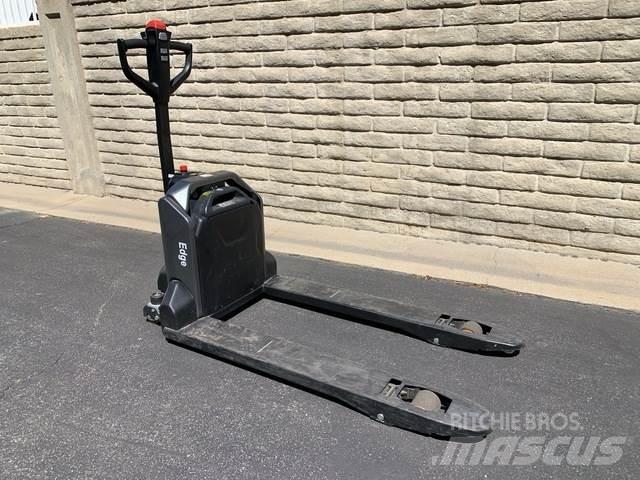 Raymond PTE33N Pallet Truck