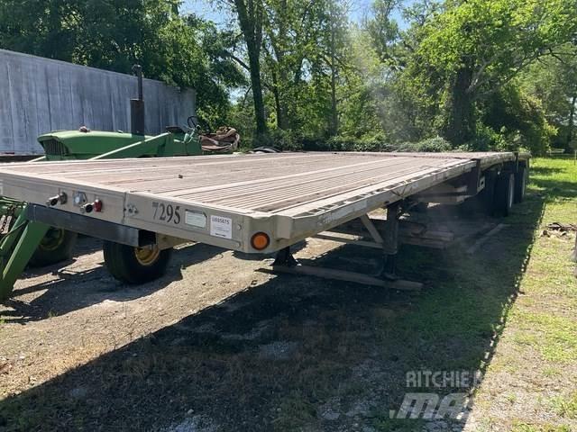 Reitnouer  Flatbed Trailers