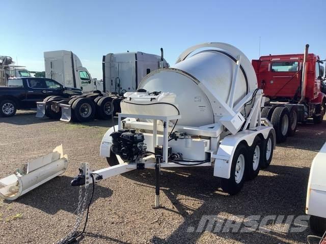  Right Mfg. Concrete Mixers