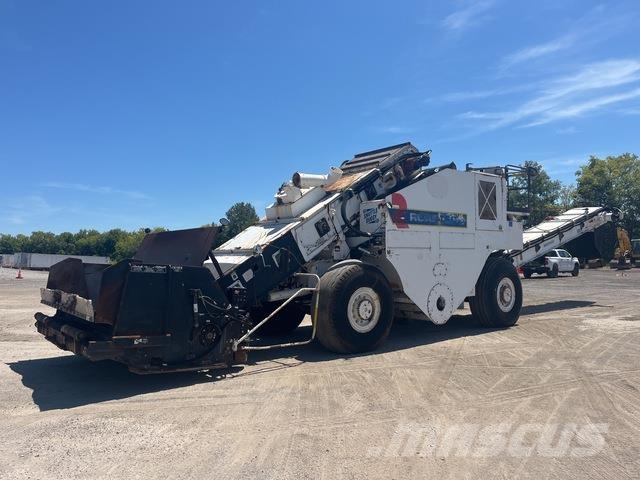 Roadtec SB2500 Material transport vehicles