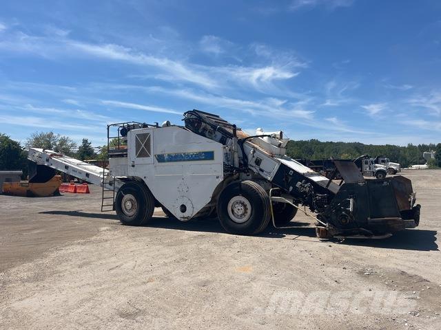Roadtec SB2500 Material transport vehicles