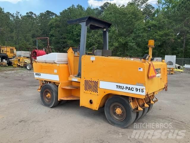 Rosco 915 Pneumatic tired rollers