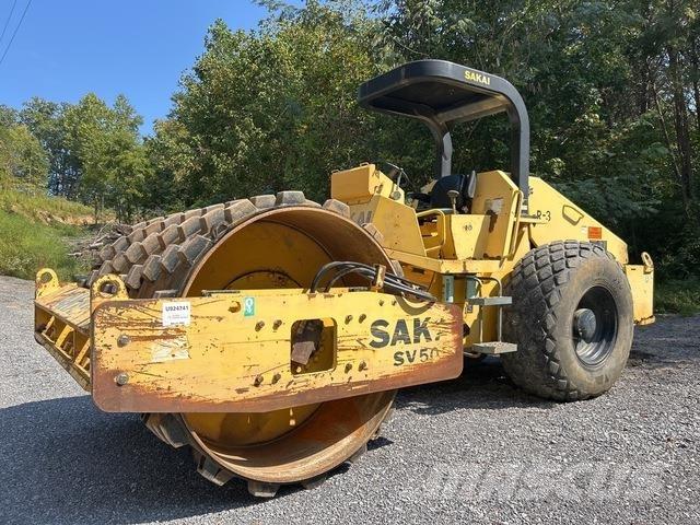 Sakai SV505 Single drum rollers