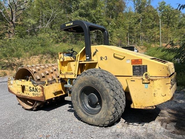Sakai SV505 Single drum rollers