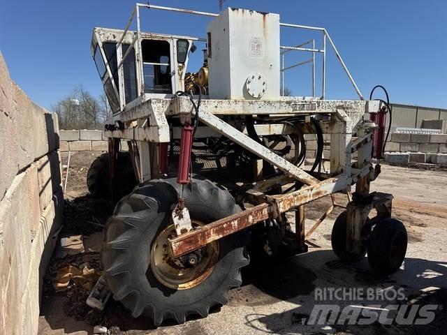 Scarab 14 HYD Compost Equipment