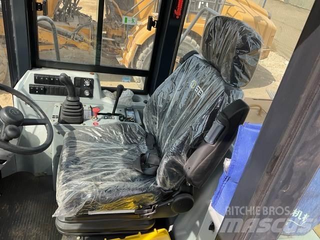 SEM 655D Wheel Loaders