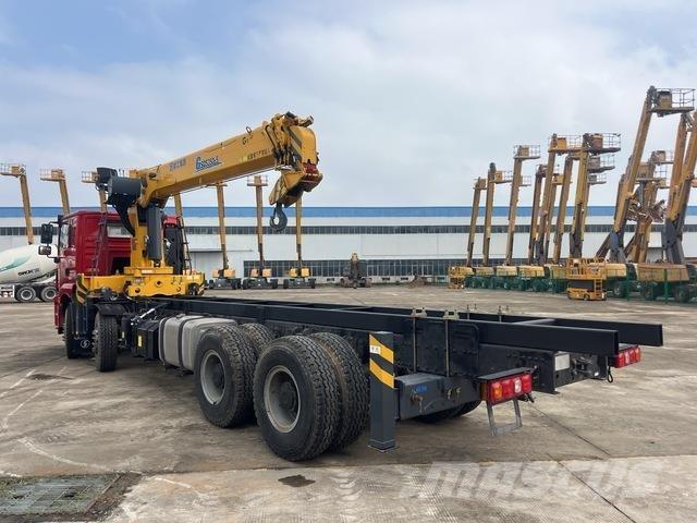 Shacman M3000 Boom / Crane / Bucket Trucks