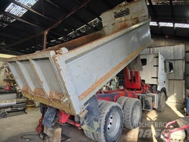 Sinotruk A7 Other