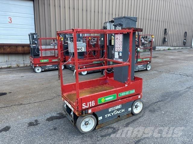 SkyJack SJ16 Vertical mast lifts