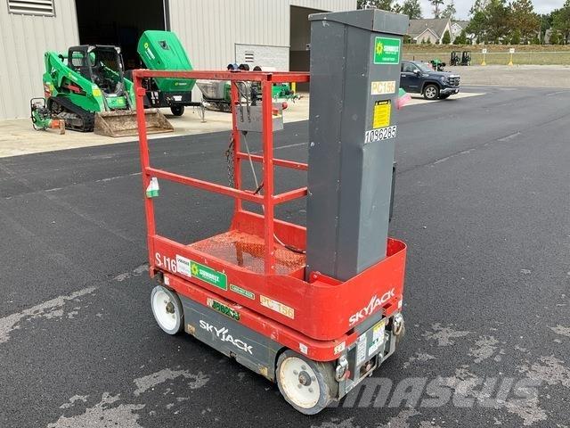 SkyJack SJ16 Vertical mast lifts