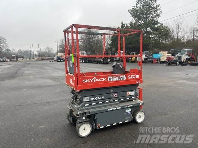 SkyJack SJ3219 Scissor Lifts