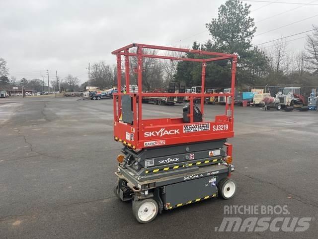SkyJack SJ3219 Scissor Lifts