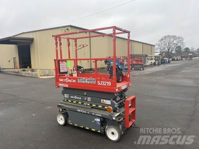 SkyJack SJ3219 Scissor Lifts