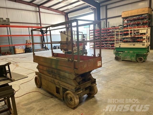 SkyJack SJ3220 Scissor Lifts