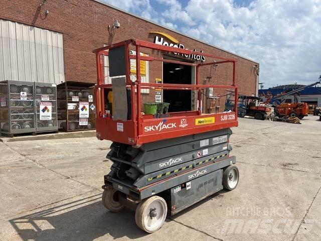 SkyJack SJ3226 Scissor Lifts