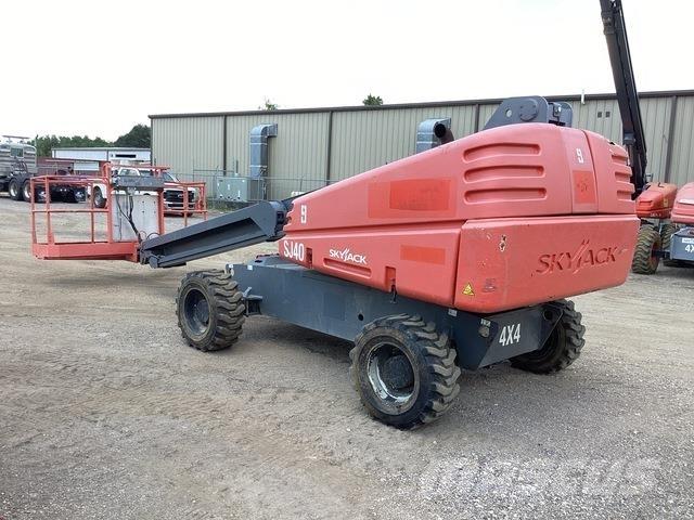 SkyJack SJ40T Telescopic boom lifts