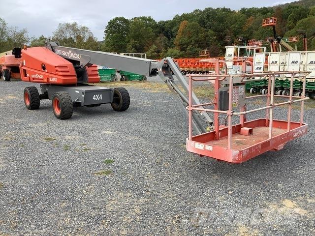 SkyJack SJ45T Telescopic boom lifts