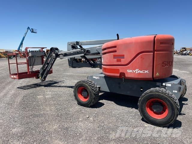 SkyJack SJ46AJ Articulated boom lifts