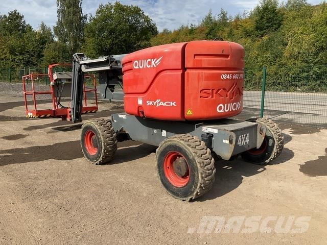 SkyJack SJ46AJ Articulated boom lifts
