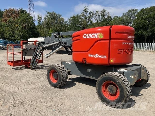 SkyJack SJ46AJ Articulated boom lifts