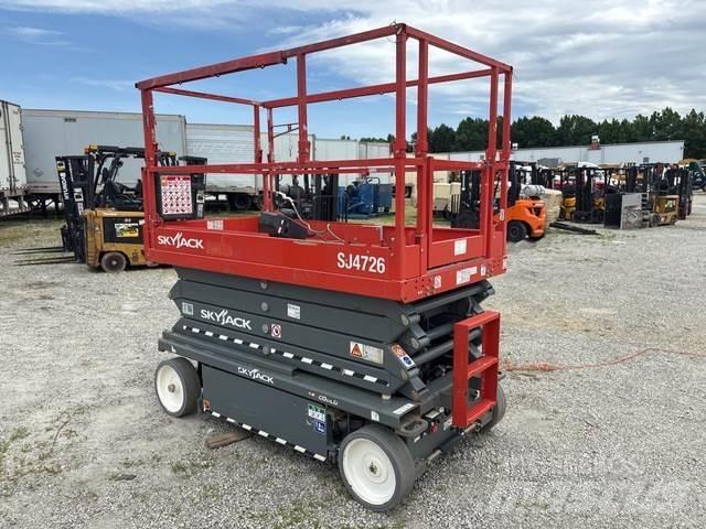 SkyJack SJ4726 Scissor Lifts