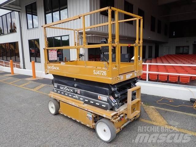 SkyJack SJ4726 Scissor Lifts