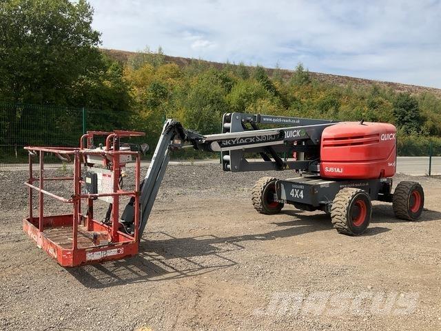SkyJack SJ51AJ Articulated boom lifts