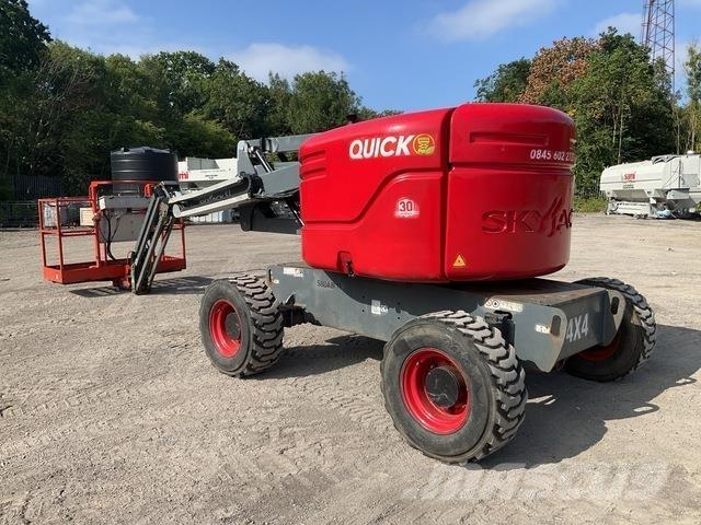 SkyJack SJ51AJ Articulated boom lifts