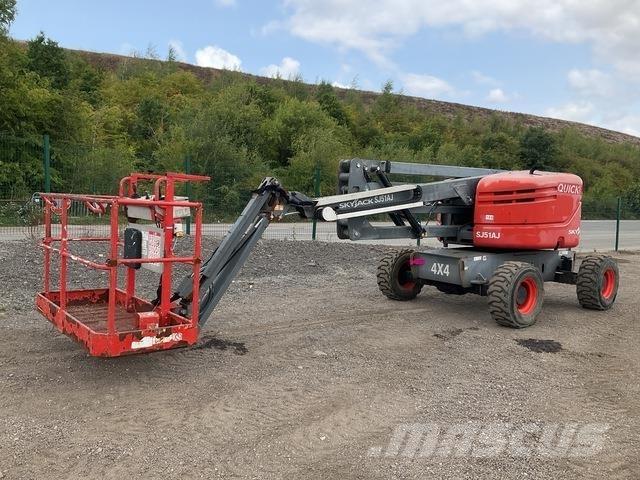 SkyJack SJ51AJ Articulated boom lifts