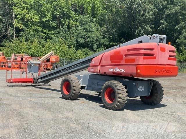 SkyJack SJ61T Telescopic boom lifts