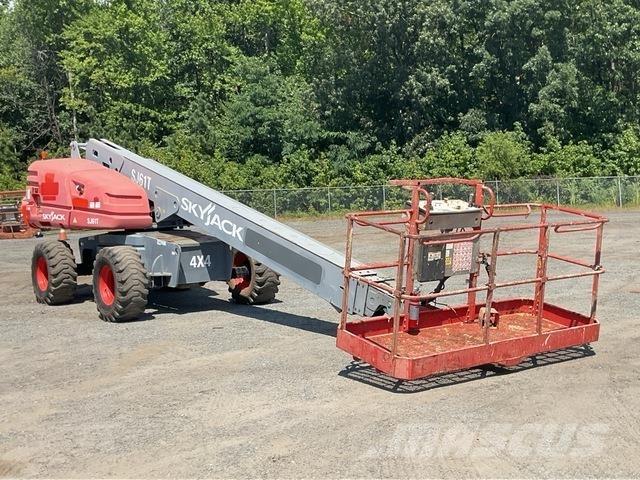 SkyJack SJ61T Telescopic boom lifts