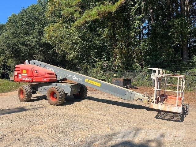 SkyJack SJ61T Telescopic boom lifts