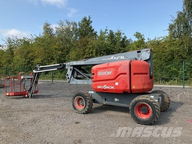 SkyJack SJ63AJ Articulated boom lifts