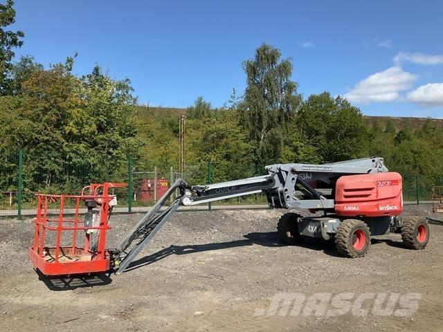 SkyJack SJ63J Articulated boom lifts