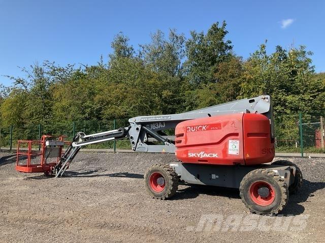 SkyJack SJ63J Articulated boom lifts