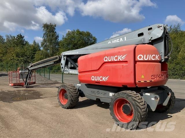 SkyJack SJ85AJ Articulated boom lifts