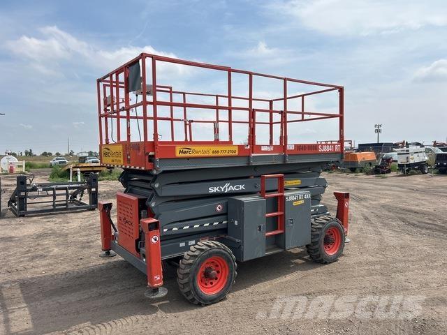 SkyJack SJ8841 Scissor Lifts