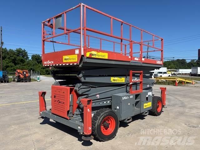 SkyJack SJ9250 Scissor Lifts