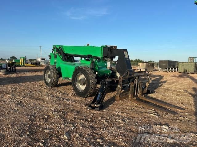SkyTrak 10042 Telescopic Handlers