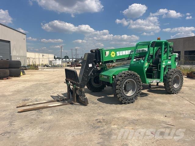 SkyTrak 6042 Telescopic Handlers
