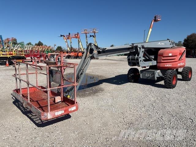 SkyTrak SJ63AJ Articulated boom lifts