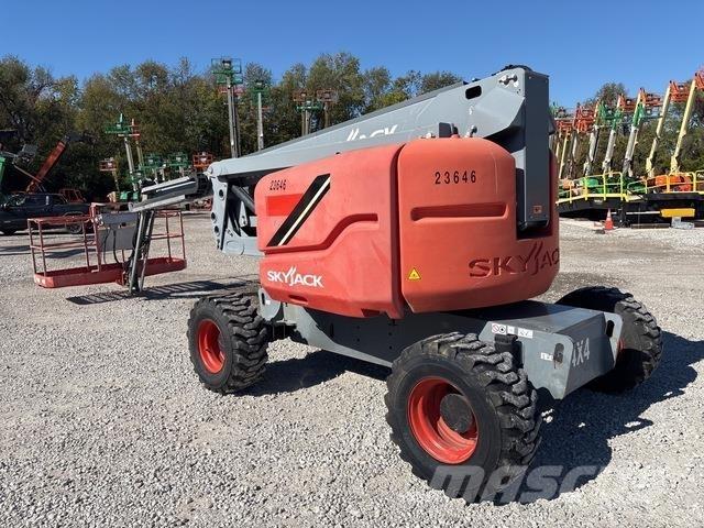 SkyTrak SJ63AJ Articulated boom lifts