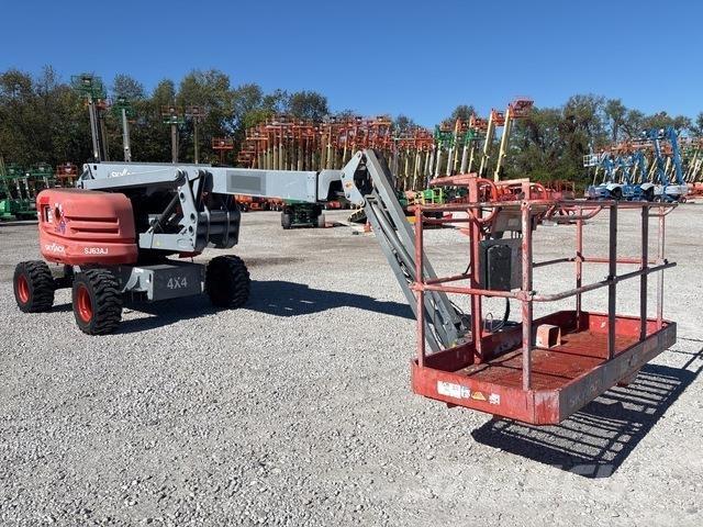 SkyTrak SJ63AJ Articulated boom lifts