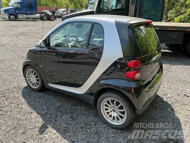 Smart Car Automobiles / SUVS